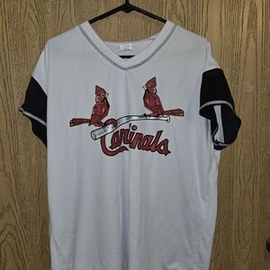 White Cardinals Turn Aheas The Clock Graphic T-Shirt